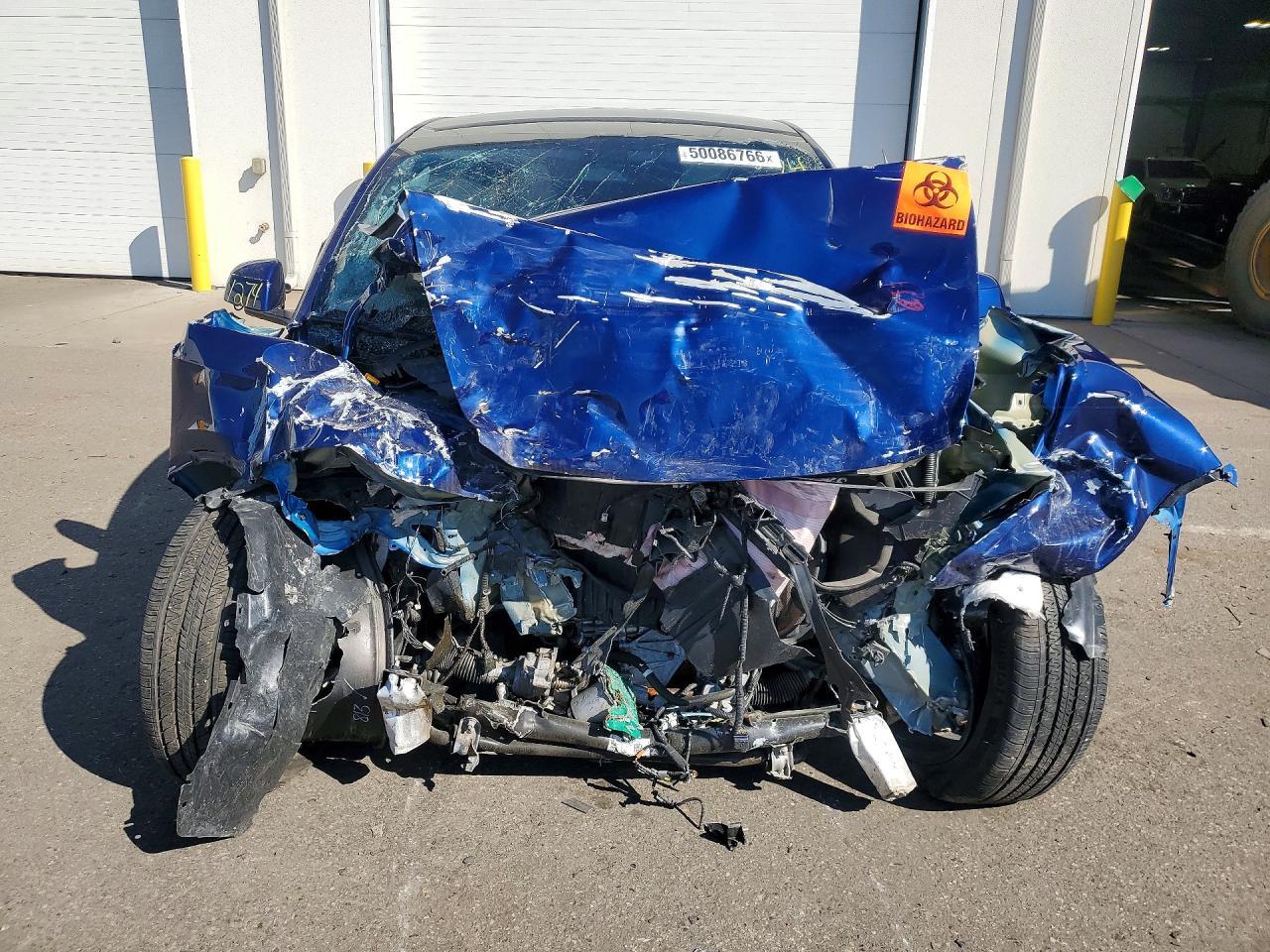 2026 Tesla Model Y - Фото 5