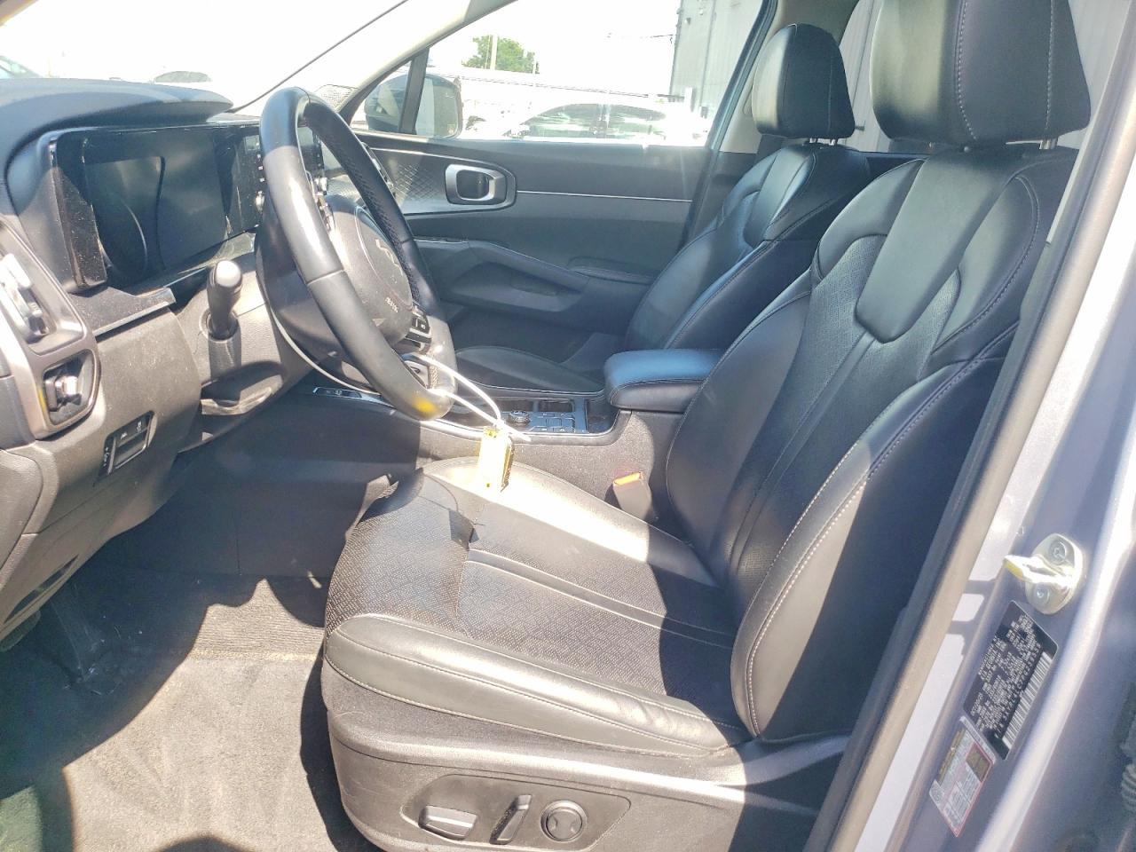 2023 Kia Sorento S - Image 7