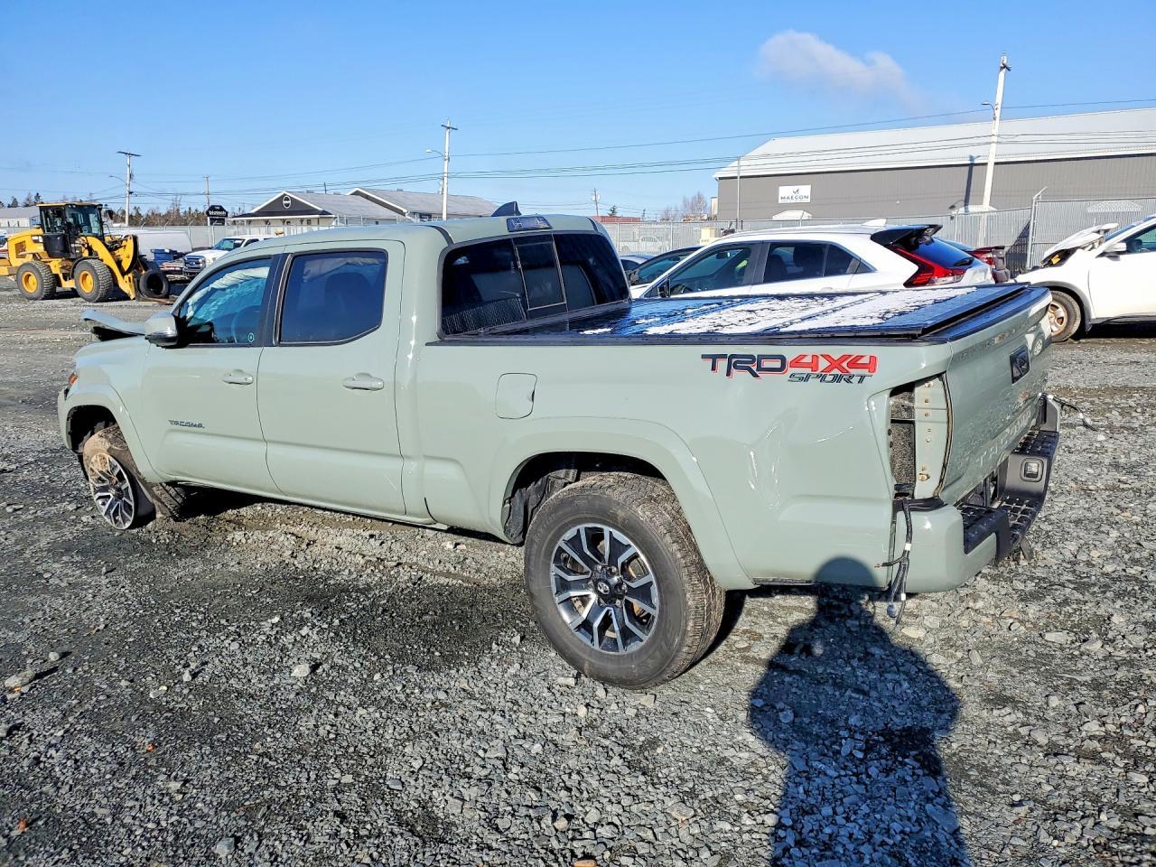 2022 Toyota Tacoma Sr5 V6 - Image 2