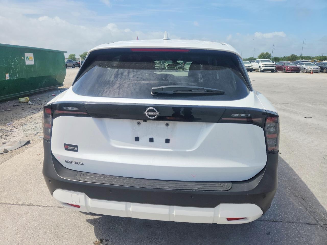 2025 Nissan Kicks Sv - Image 6