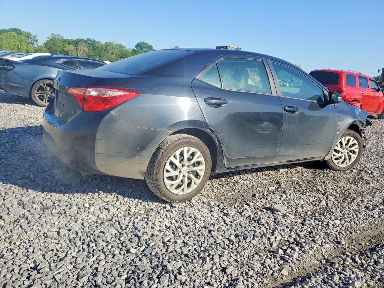 2018 Toyota Corolla Le - Image 3