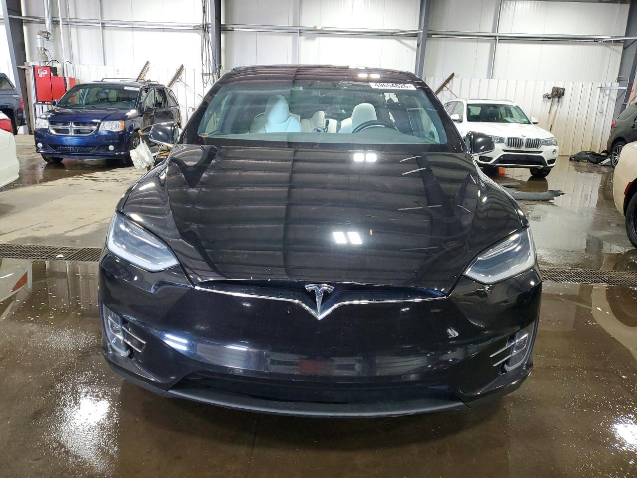 2018 Tesla Model X - Image 5