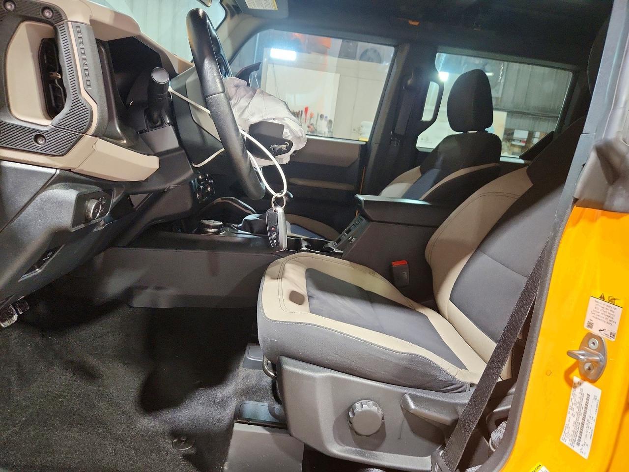 2022 Ford Bronco - Фото 7