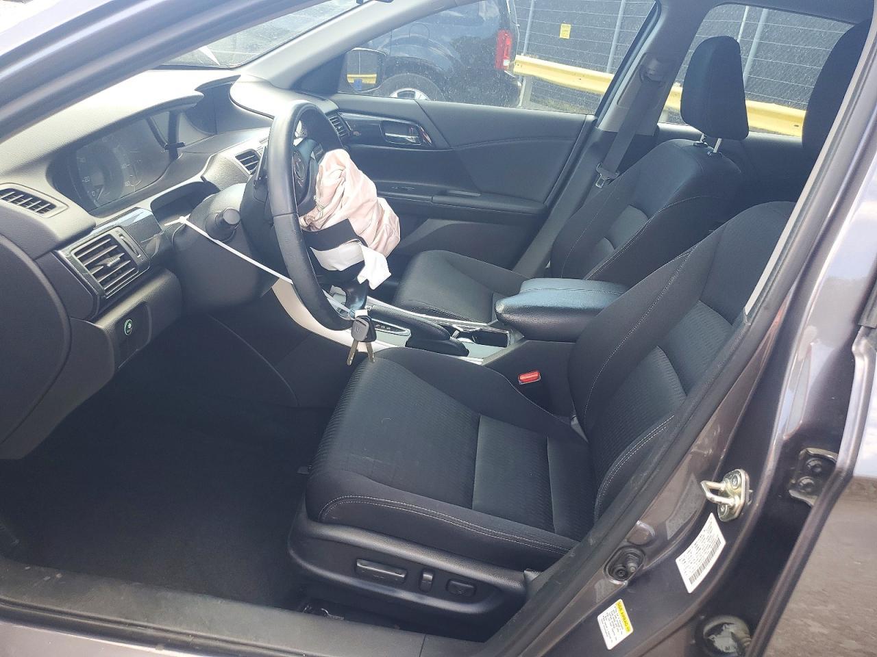 2015 Honda Accord Sport - Image 7