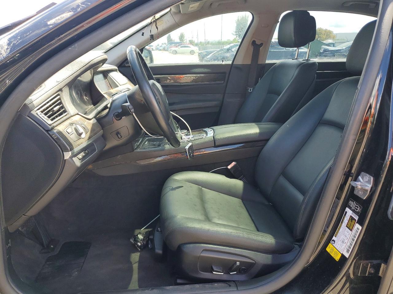 2015 BMW 740 Li - Image 7