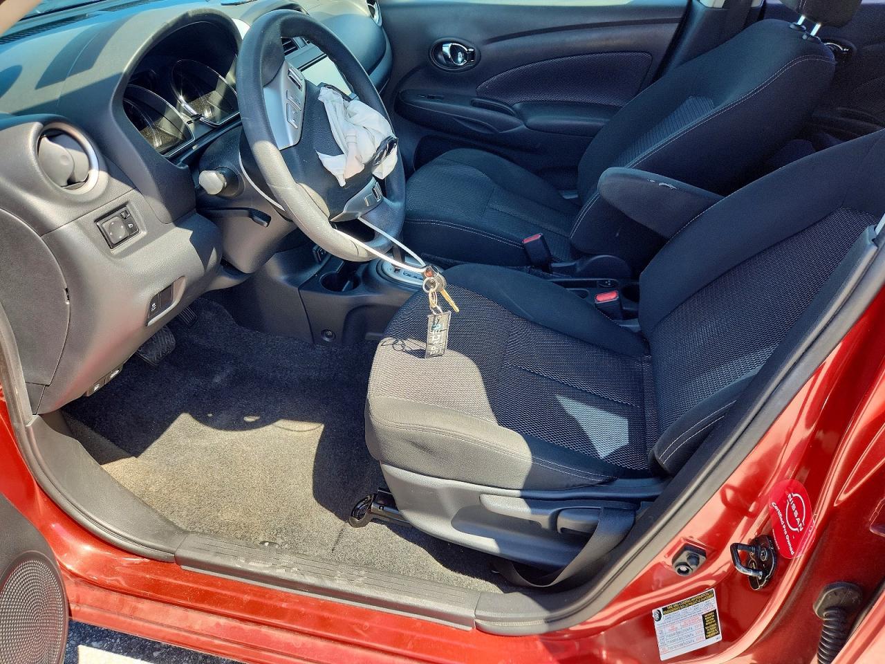2018 Nissan Versa Sv - Image 7