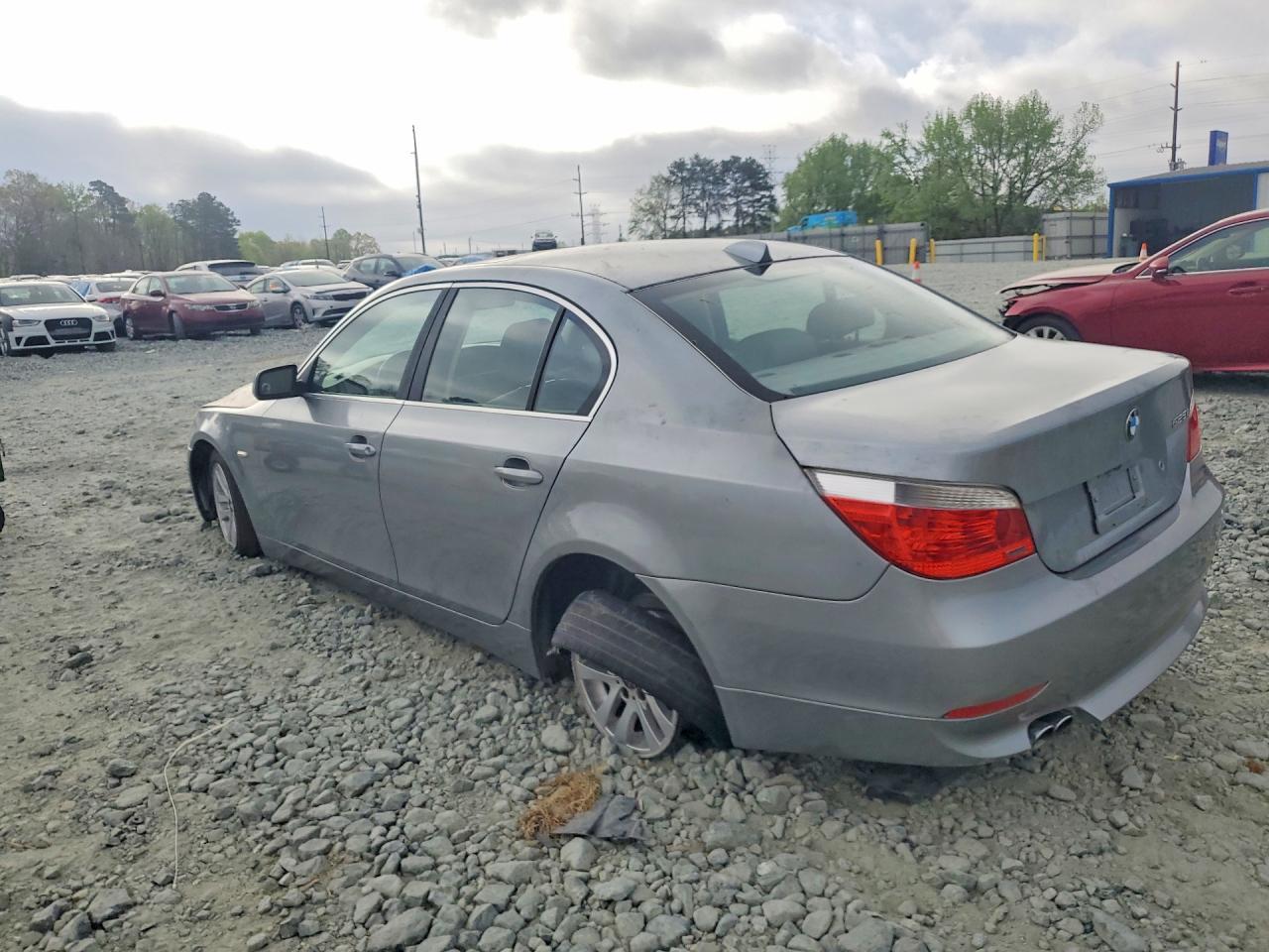2007 BMW 525 I - Фото 2