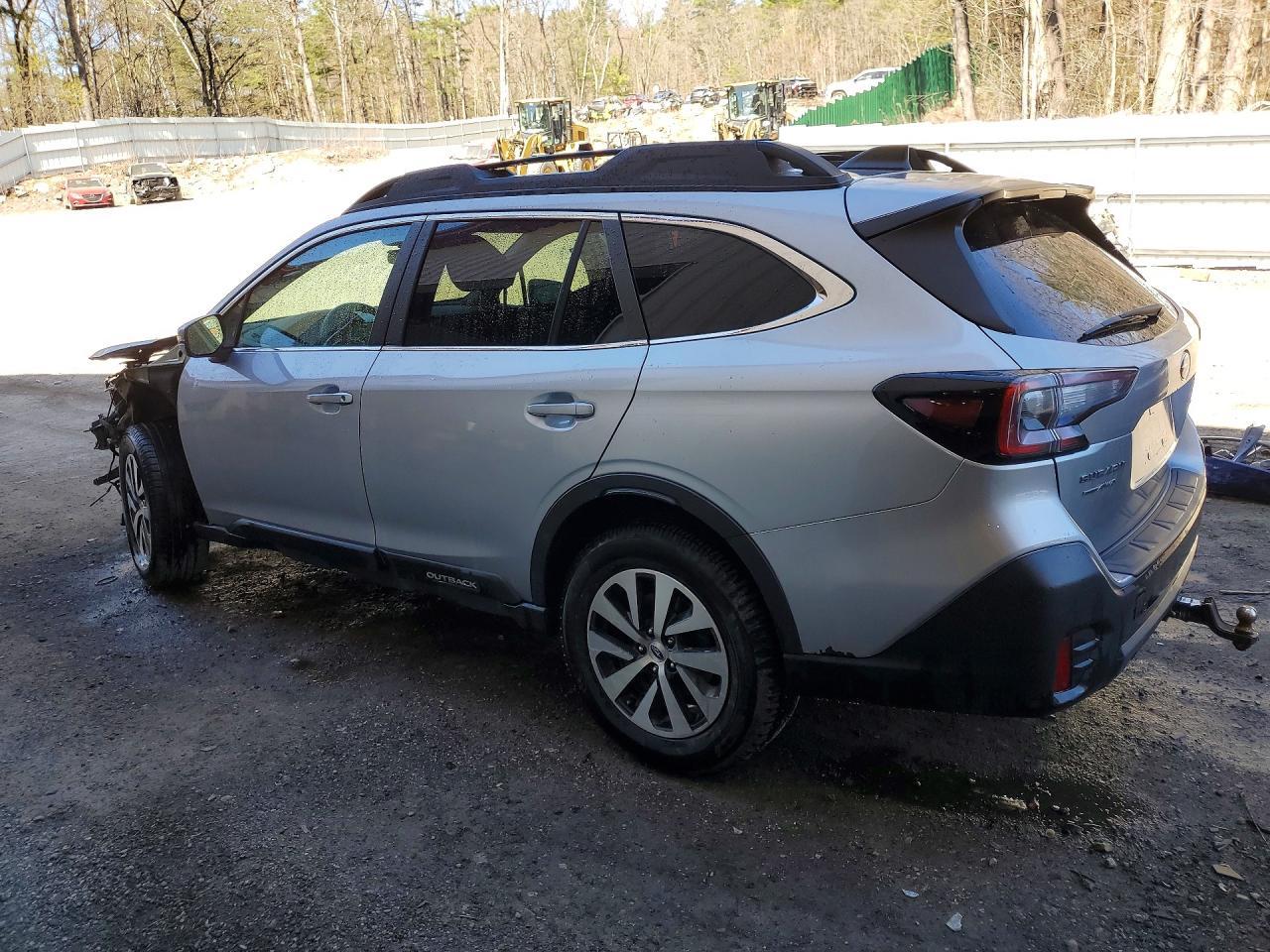 2022 Subaru Outback Premium - Фото 2