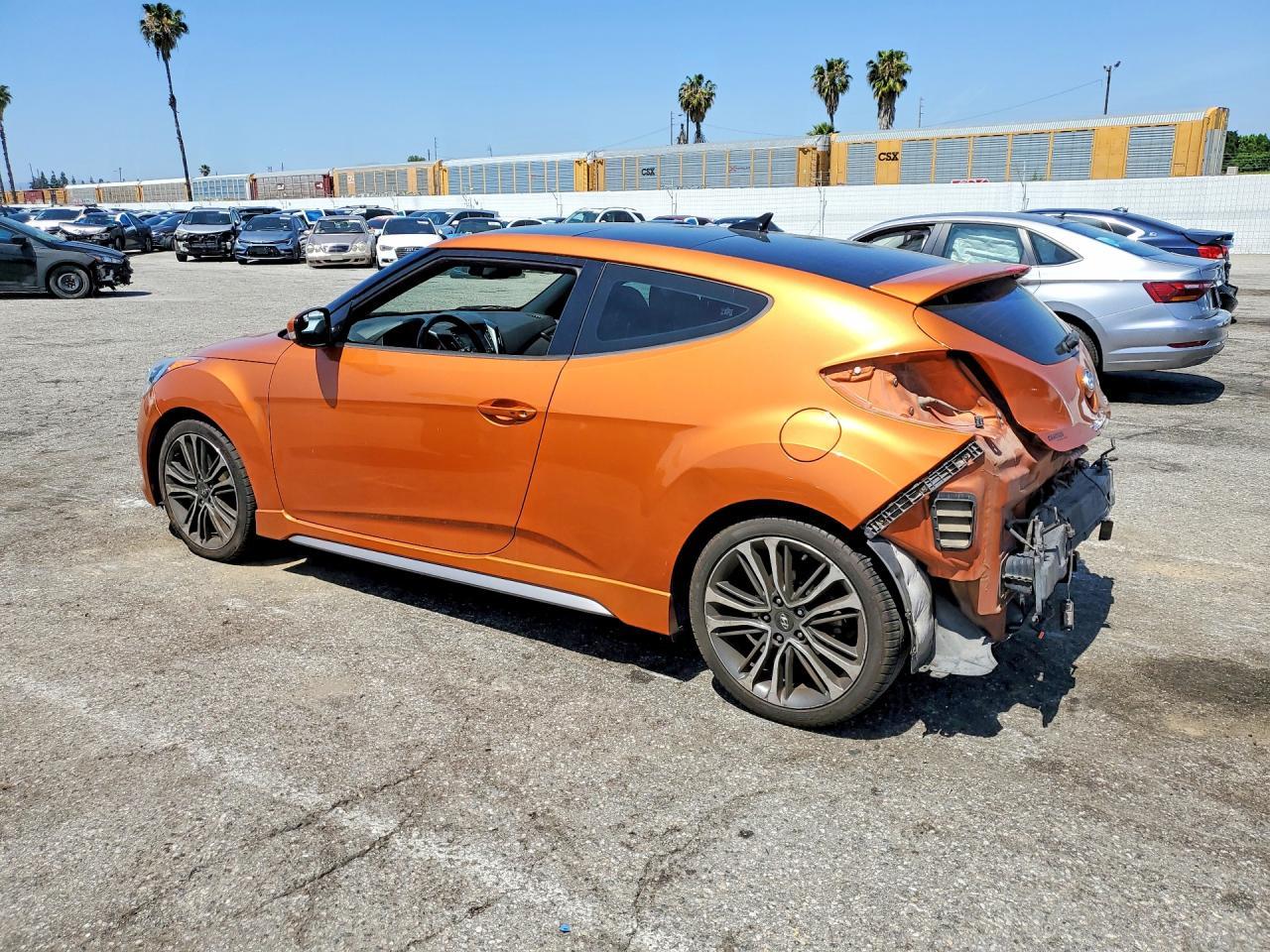 2016 Hyundai Veloster Turbo - Image 2