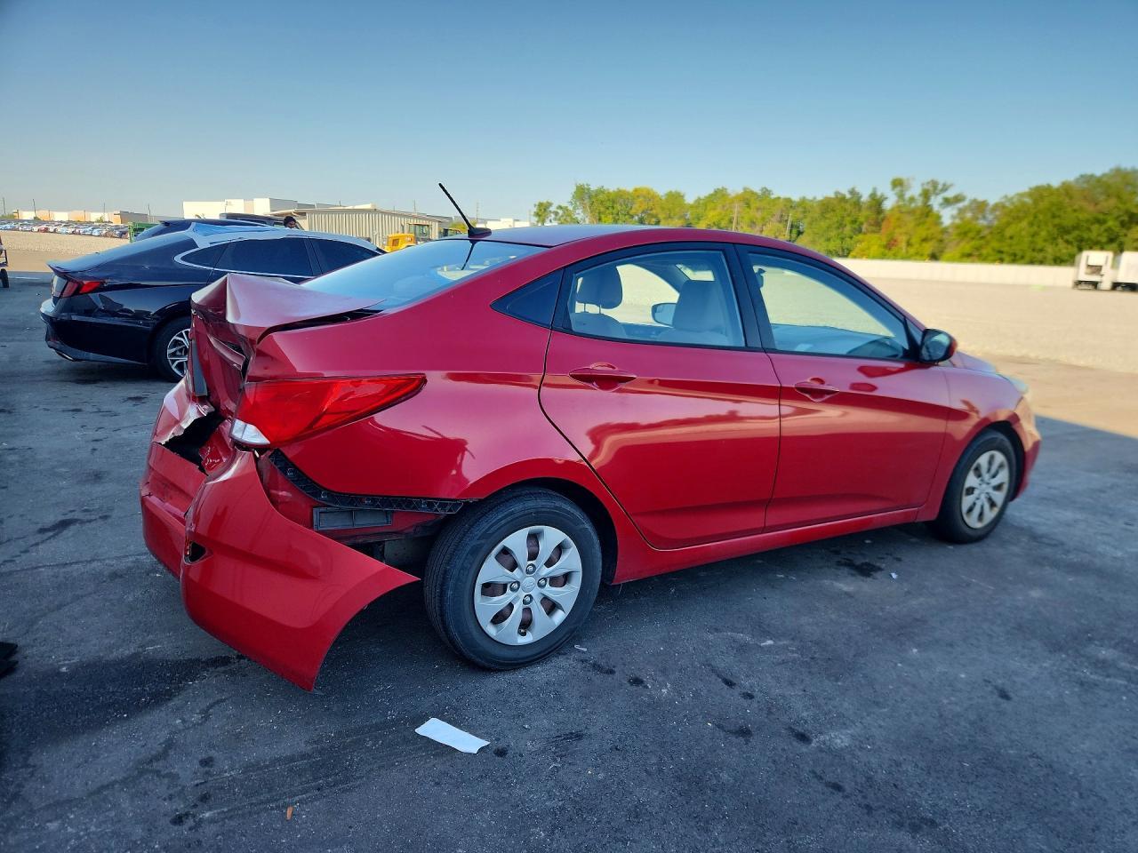 2016 Hyundai Accent Se - Фото 3