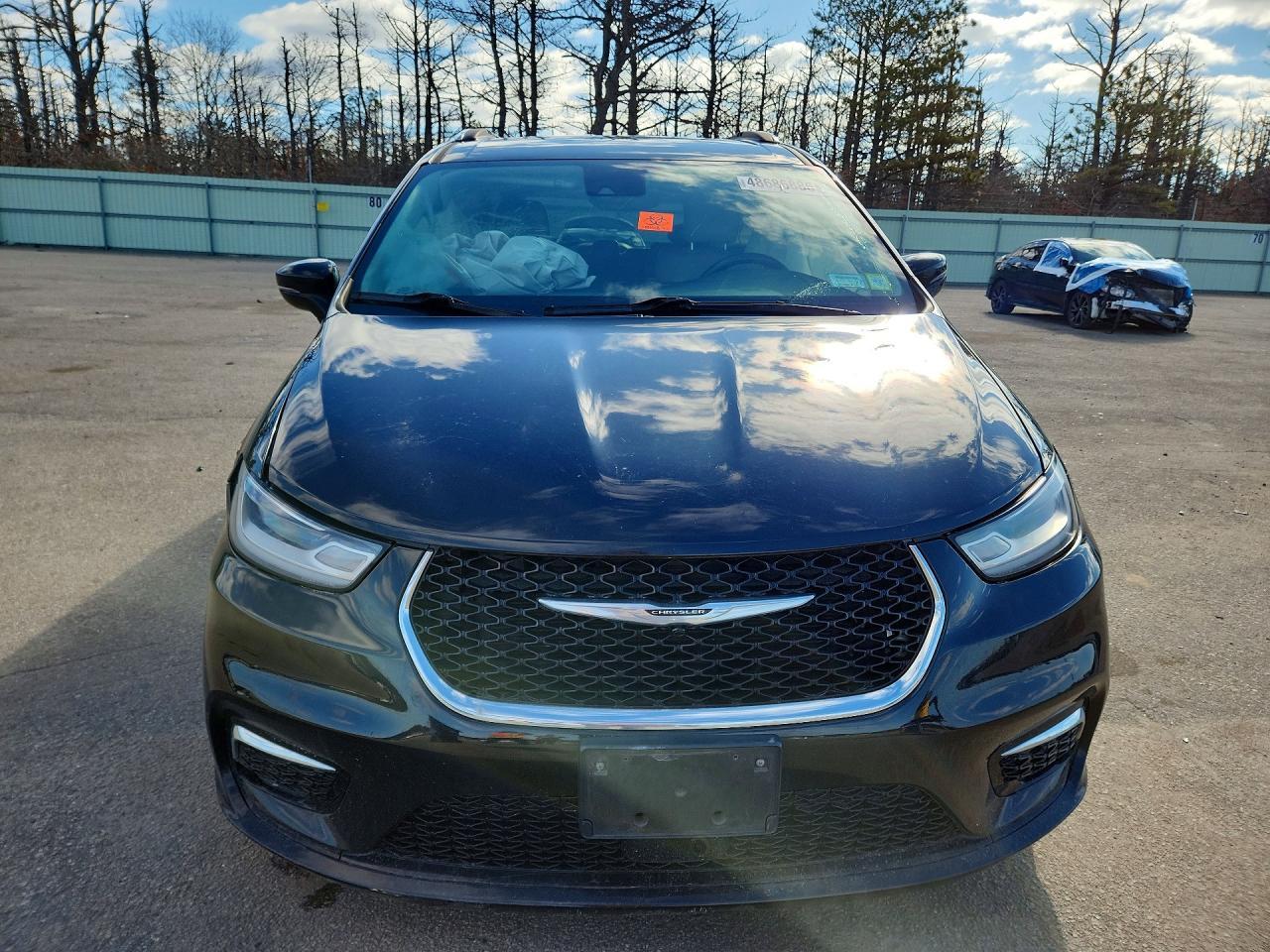 2021 Chrysler Pacifica Touring L - Image 5