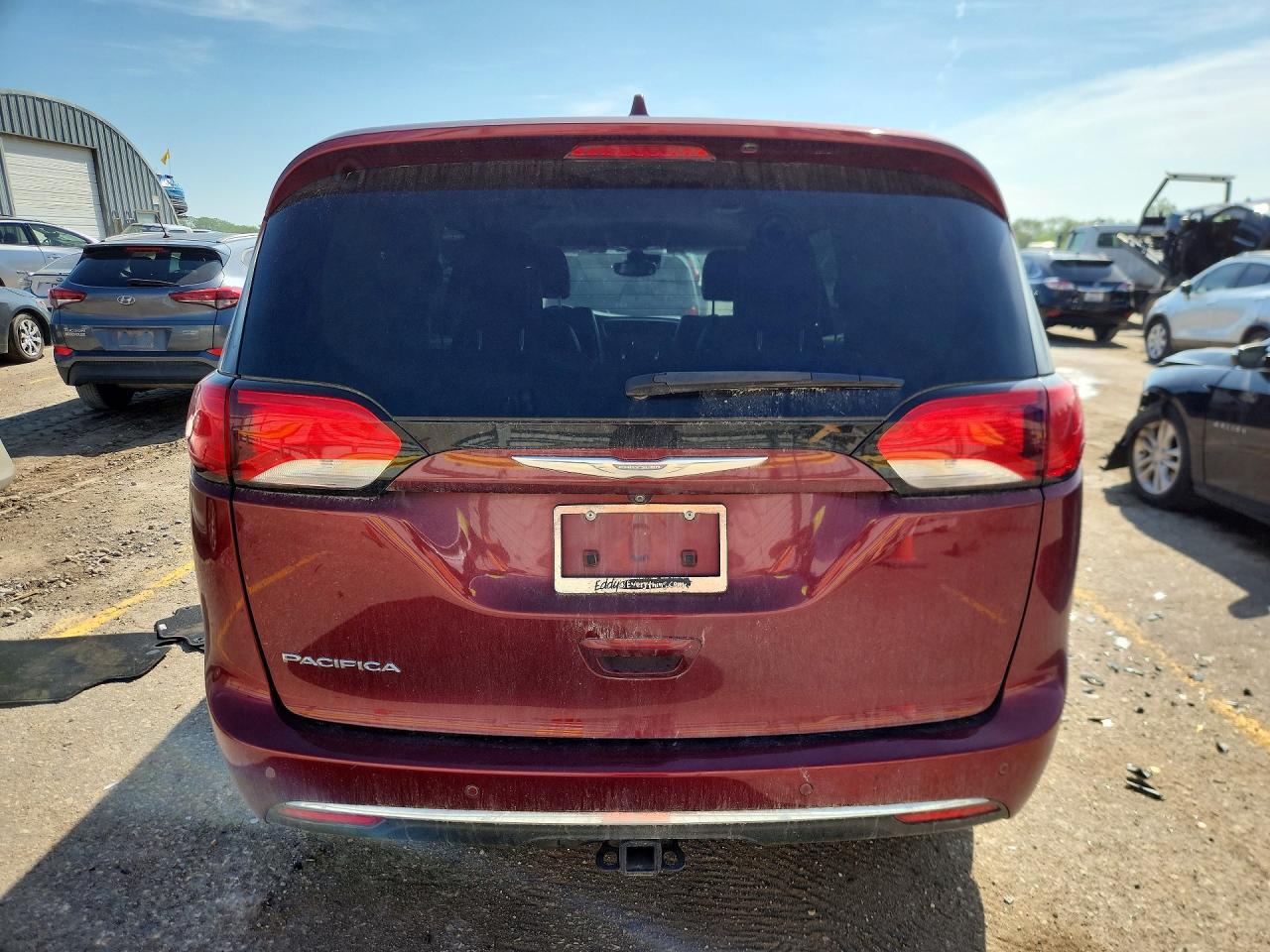 2017 Chrysler Pacifica Touring L Plus - Фото 6