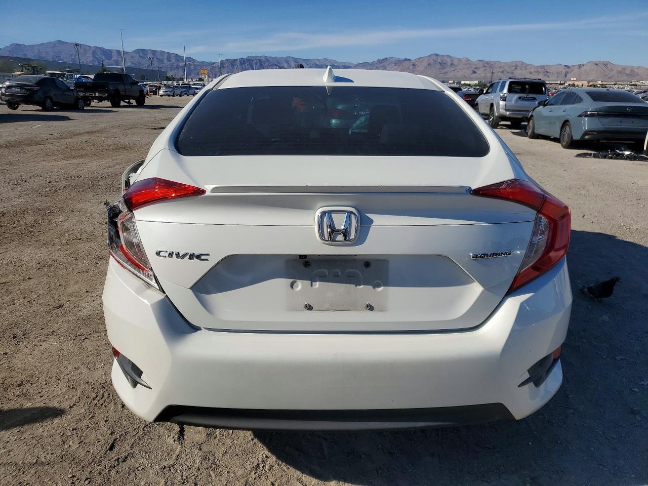 2017 Honda Civic Touring - Фото 6