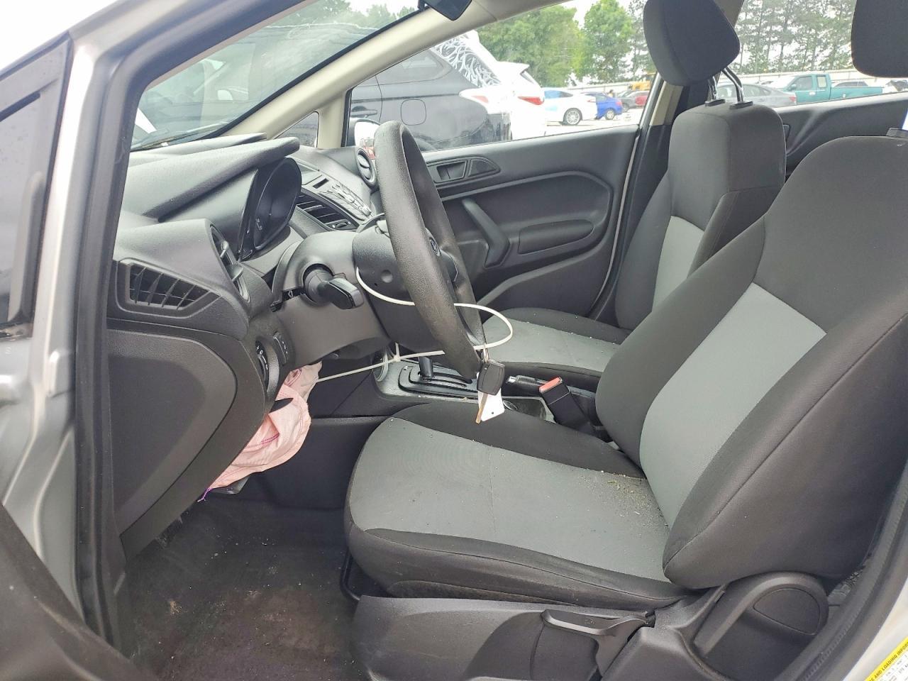 2019 Ford Fiesta S - Image 7