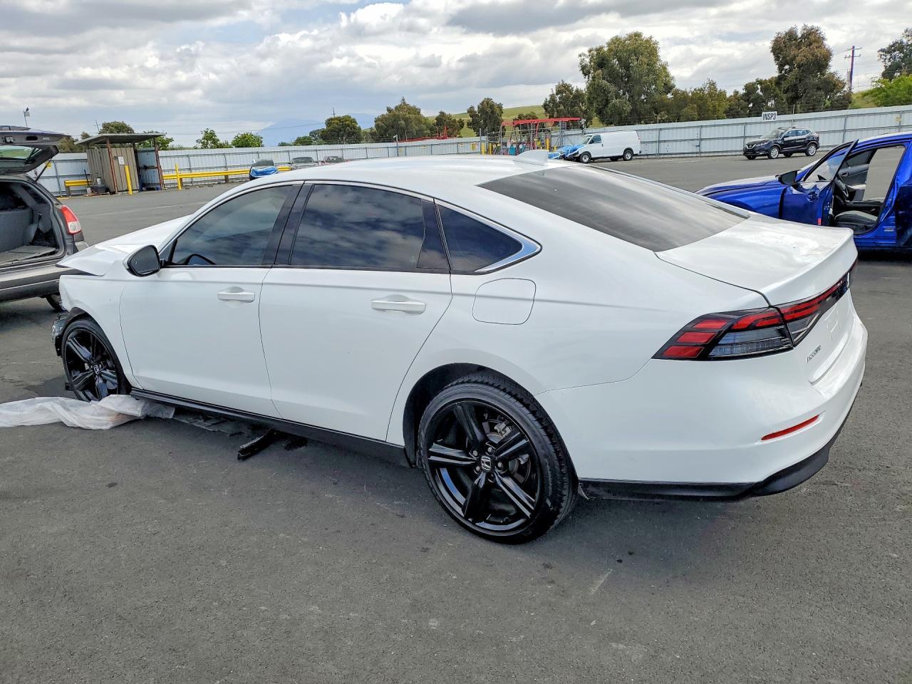 2023 Honda Accord Ex - Image 2