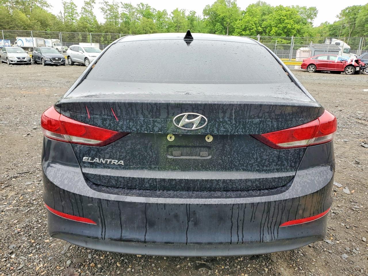 2018 Hyundai Elantra Value Edition - Фото 6