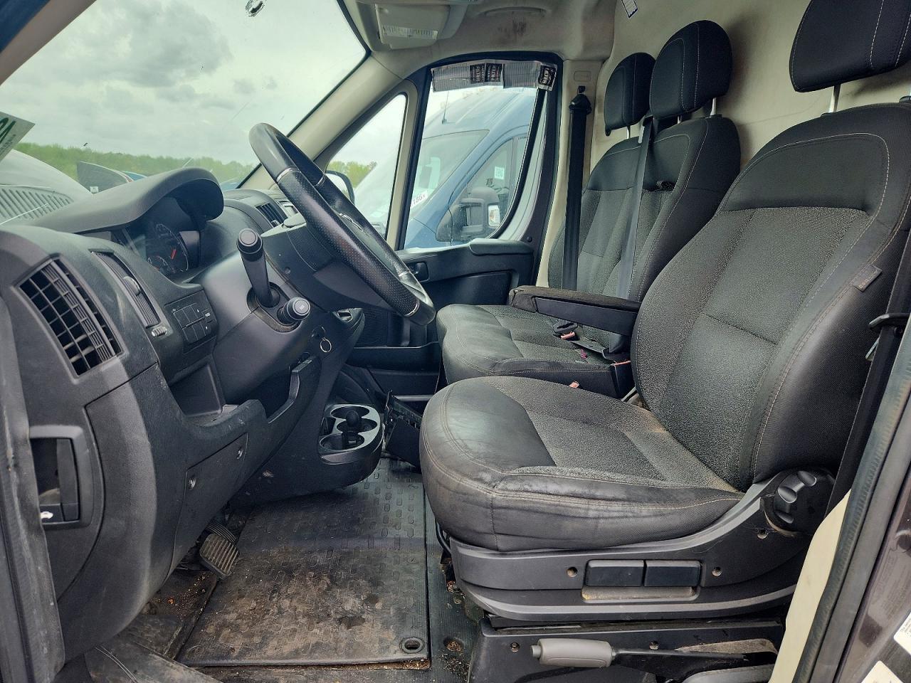 2014 Ram Promaster 3500 Delivery Van - Фото 7