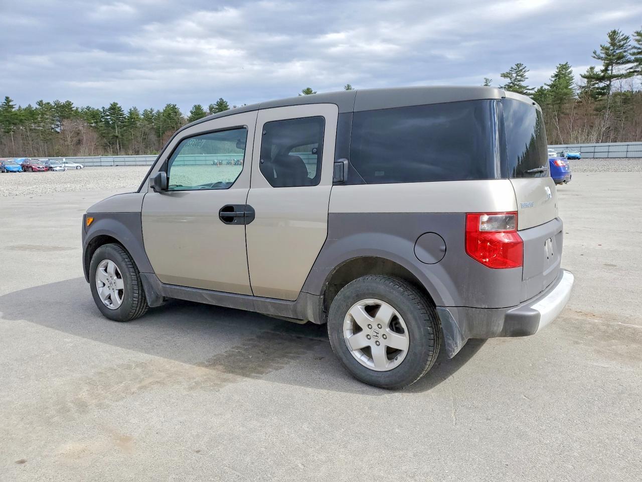 2004 Honda Element Ex - Image 2