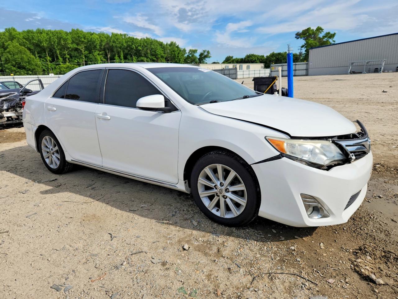 2013 Toyota Camry Xle - Фото 4