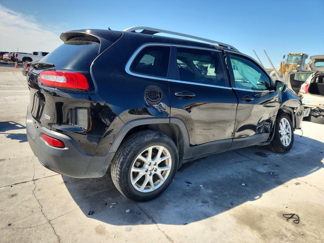 2016 Jeep Cherokee Latitude - Фото 3