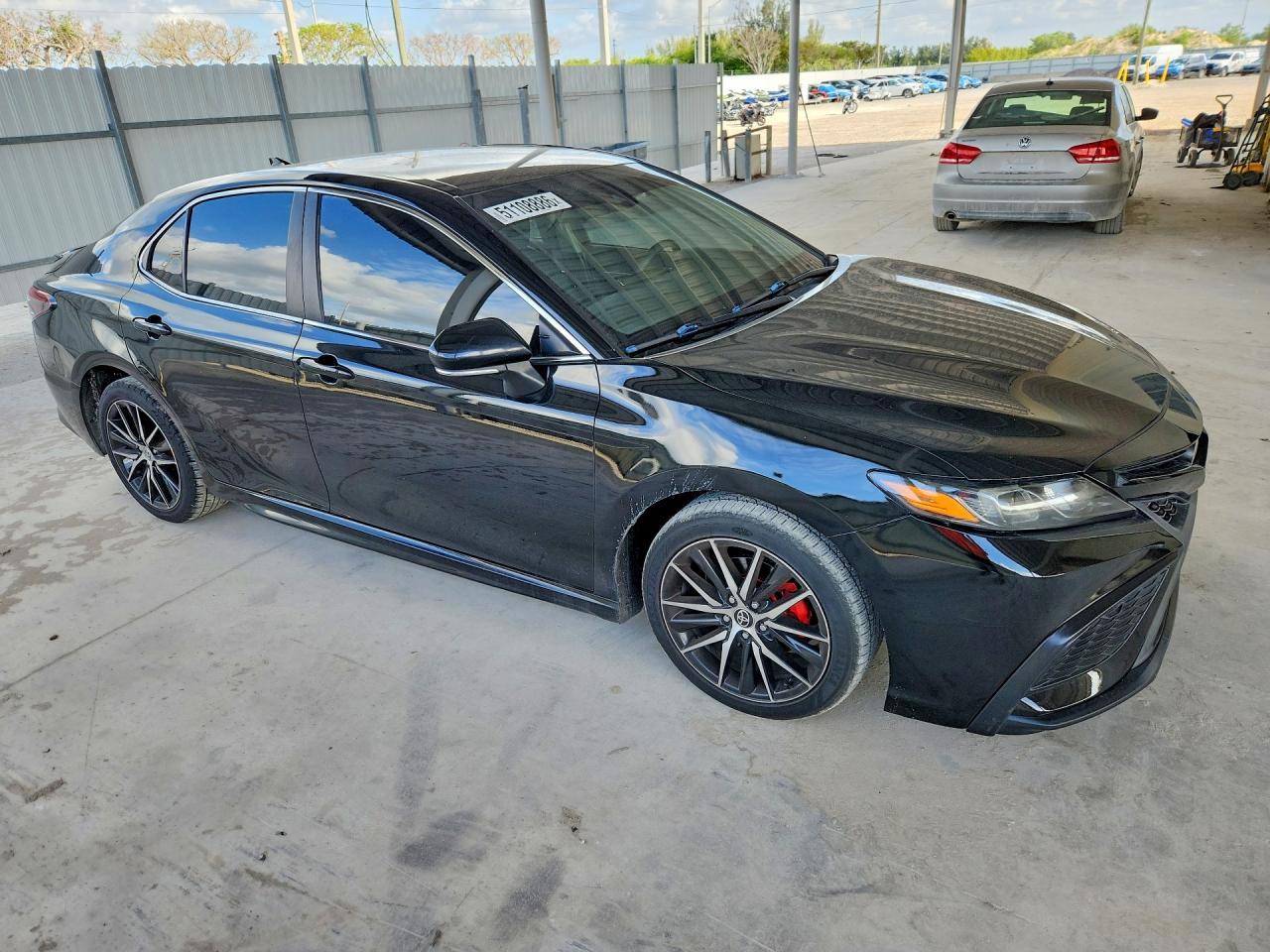 2023 Toyota Camry Se - Фото 4
