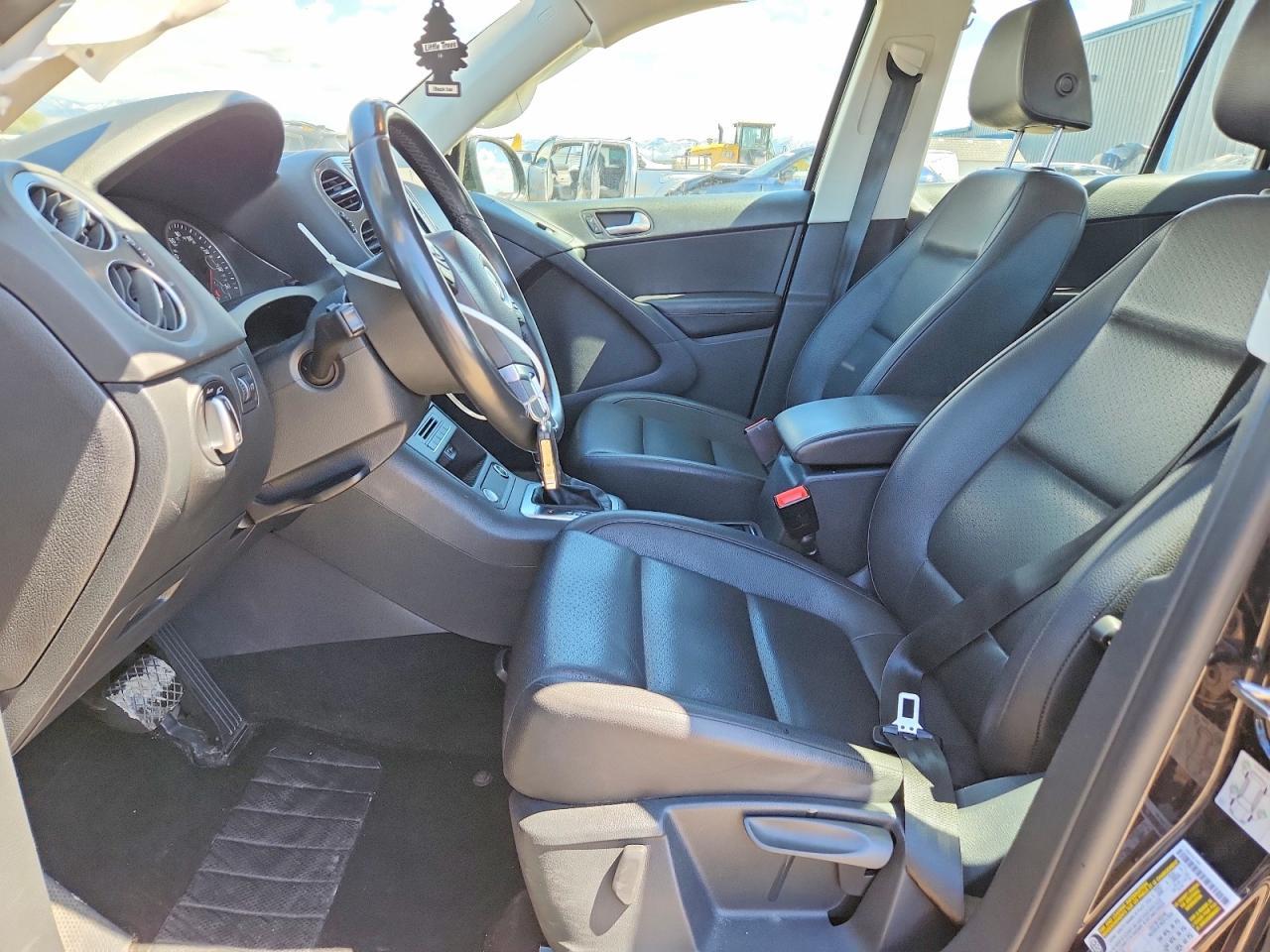 2017 Volkswagen Tiguan S - Фото 7