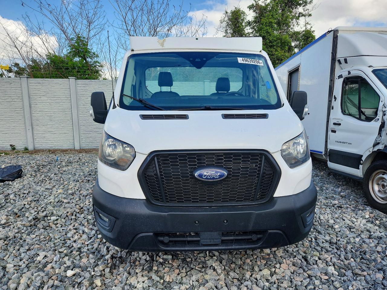 2021 Ford Transit Truck Cab And Chassis - Image 5