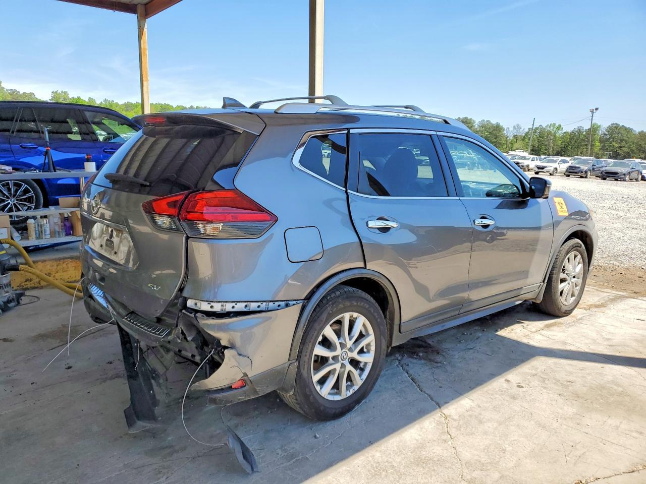 2017 Nissan Rogue Sv - Image 3