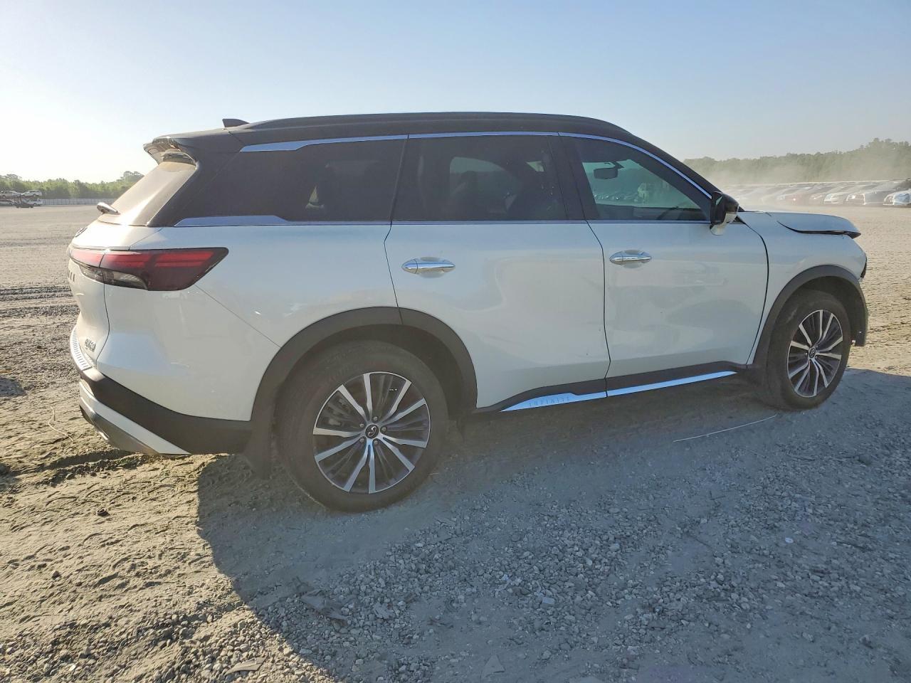 2025 Infiniti Qx60 Autograph - Image 3