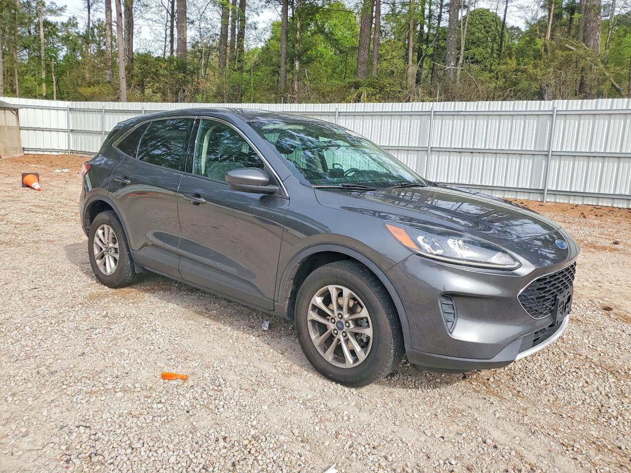 2020 Ford Escape Se - Фото 4