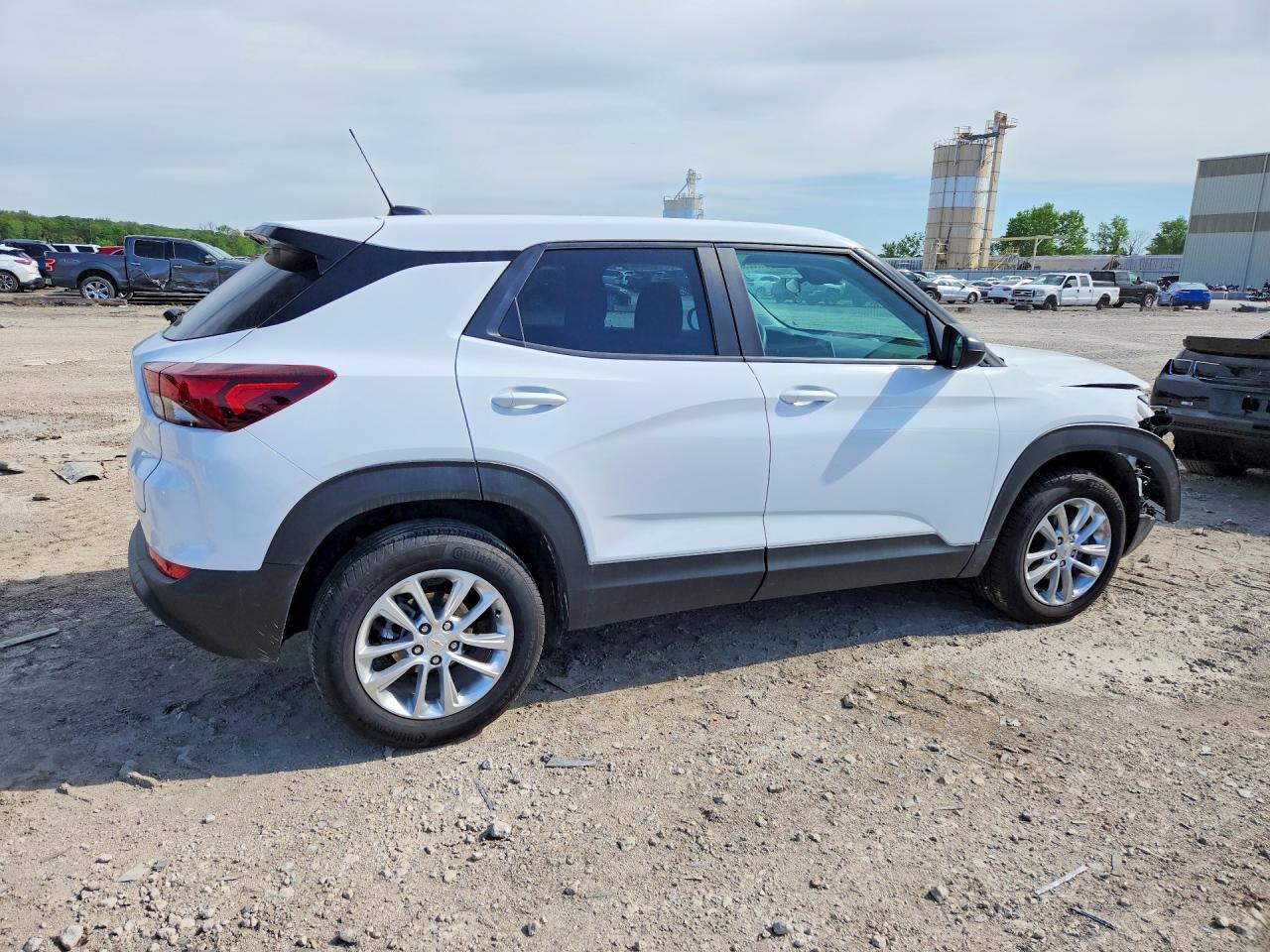 2026 Chevrolet Trailblazer Ls - Image 3