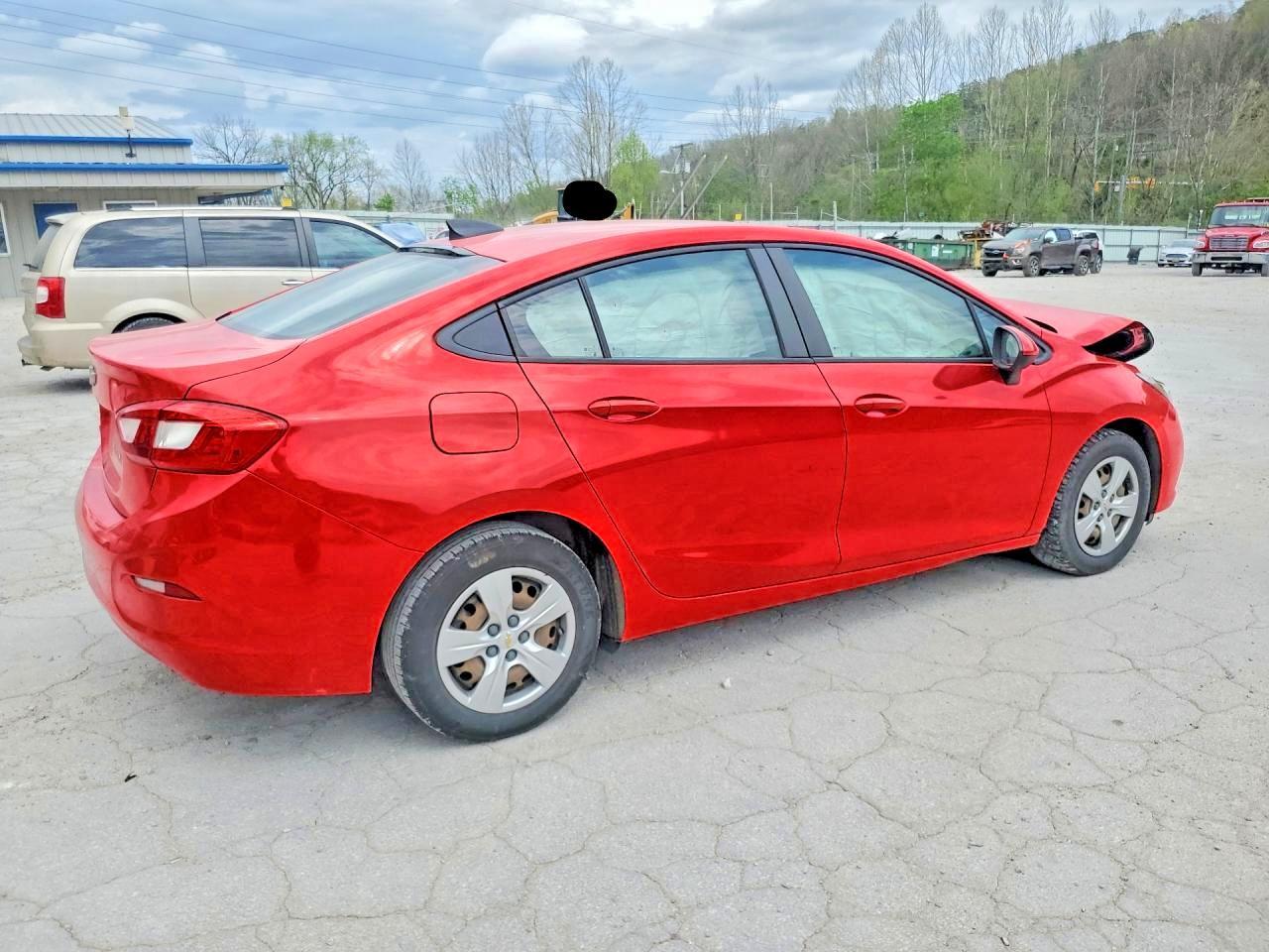 2017 Chevrolet Cruze Ls - Image 3