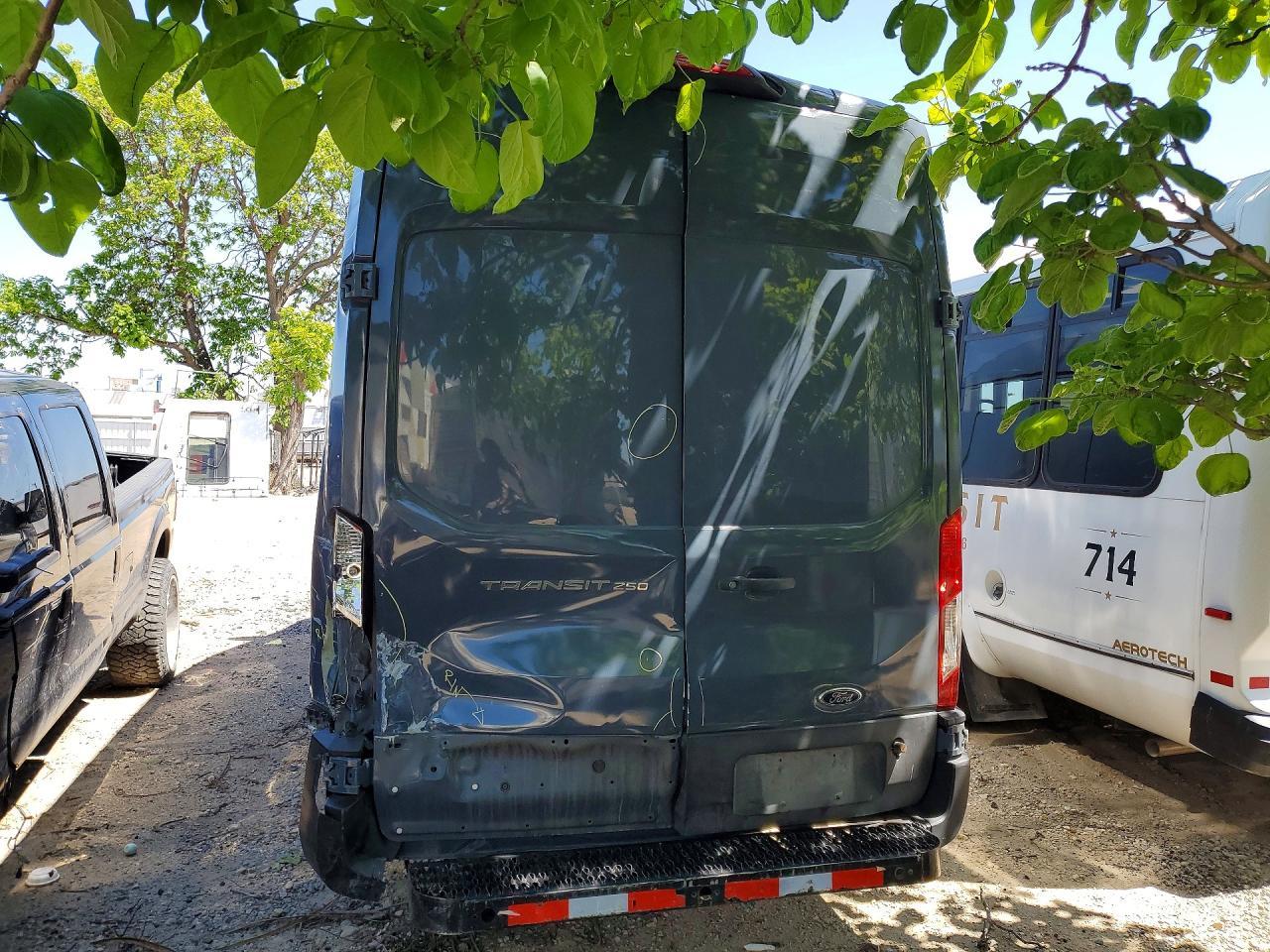 2019 Ford Transit T-250 - Image 6