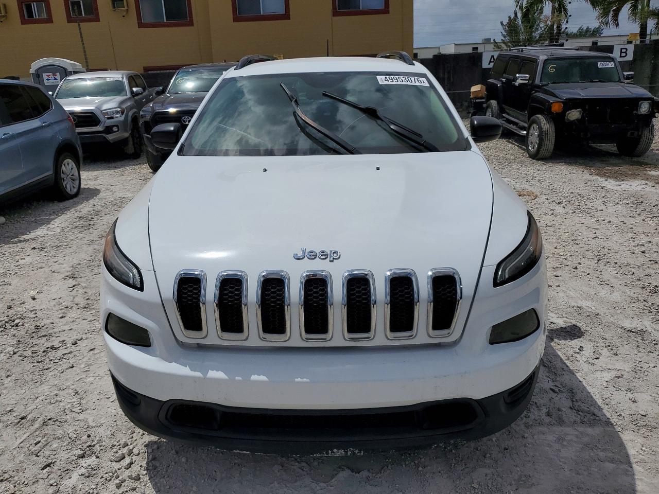 2016 Jeep Cherokee Sport - Фото 5