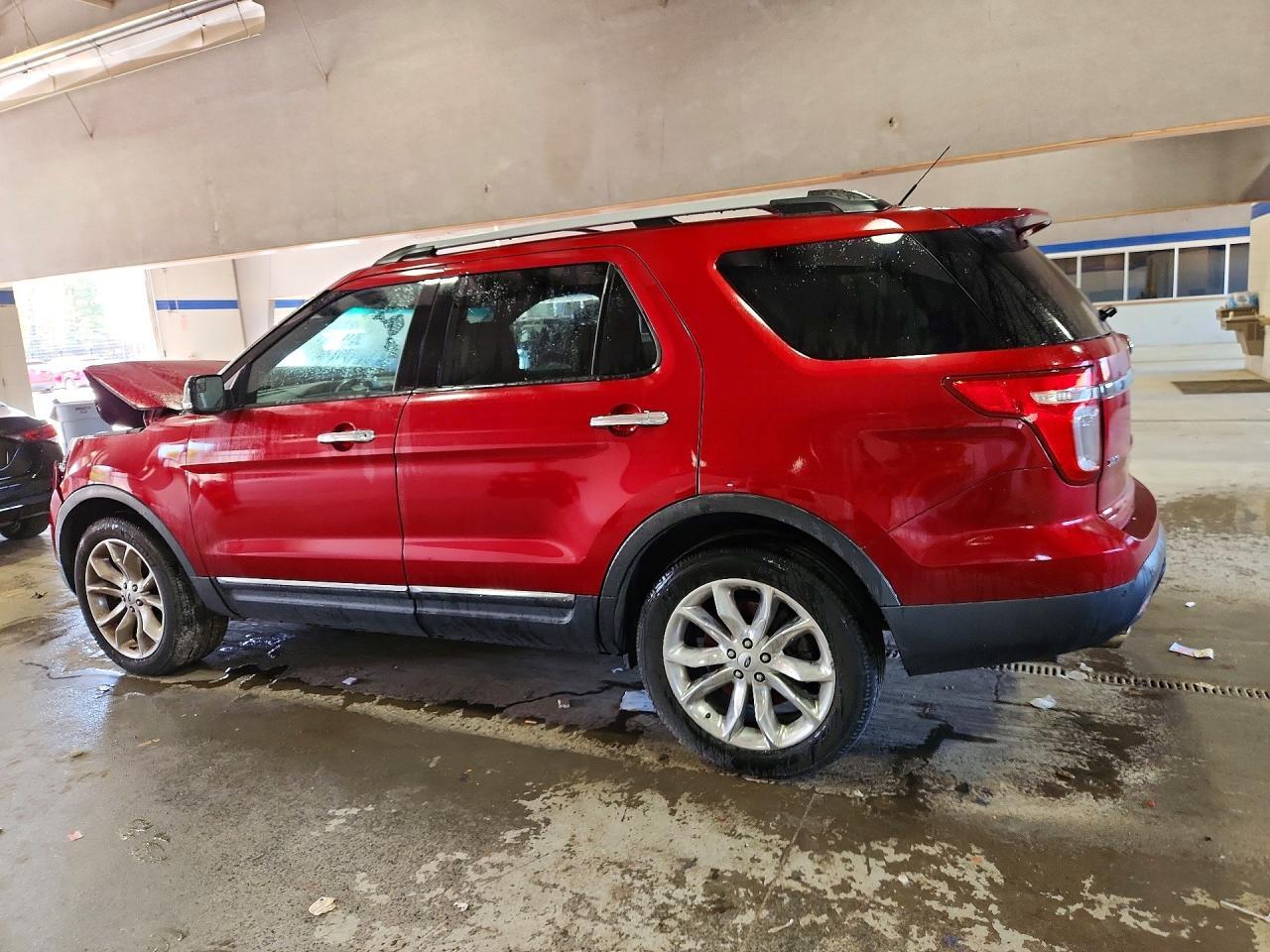 2014 Ford Explorer Xlt - Image 2