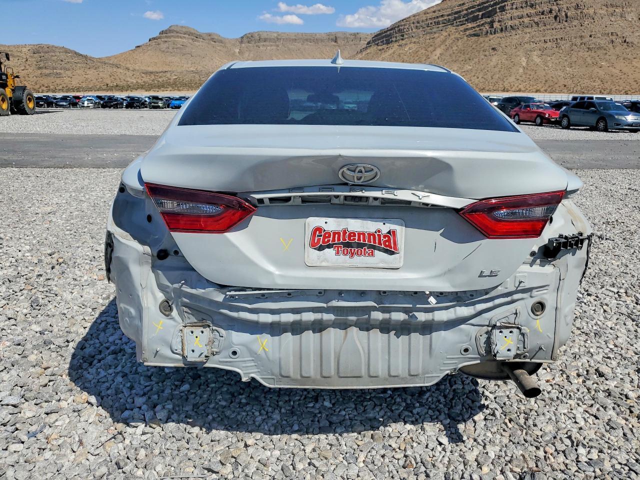 2023 Toyota Camry Le - Фото 6