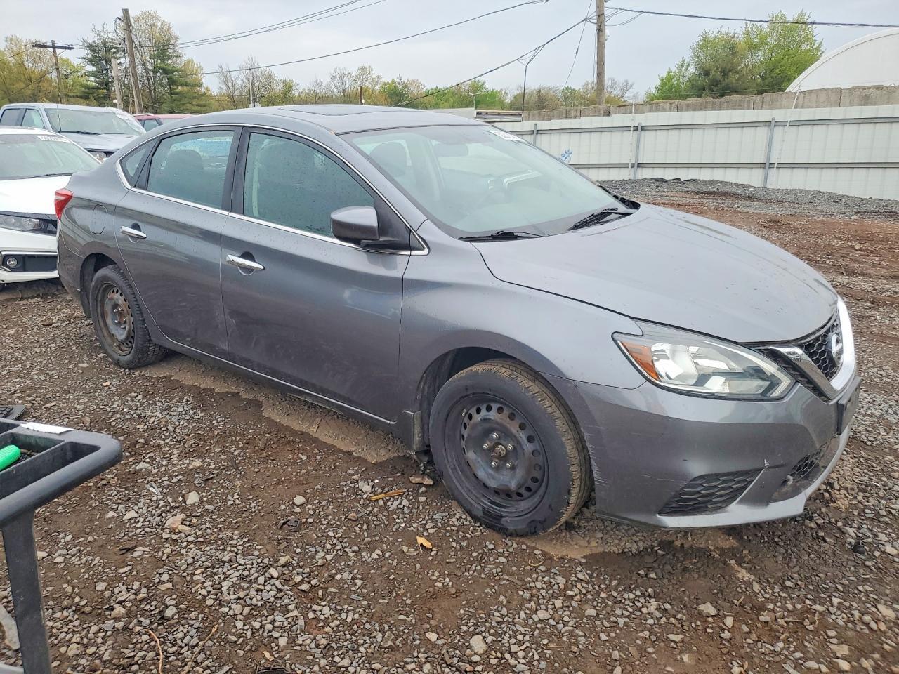 2017 Nissan Sentra - Image 4