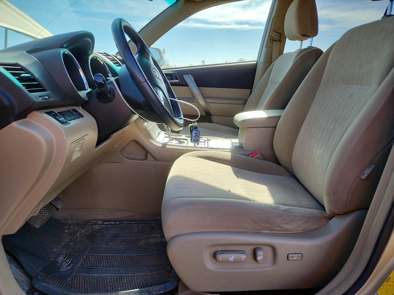 2009 Toyota Highlander - Image 7