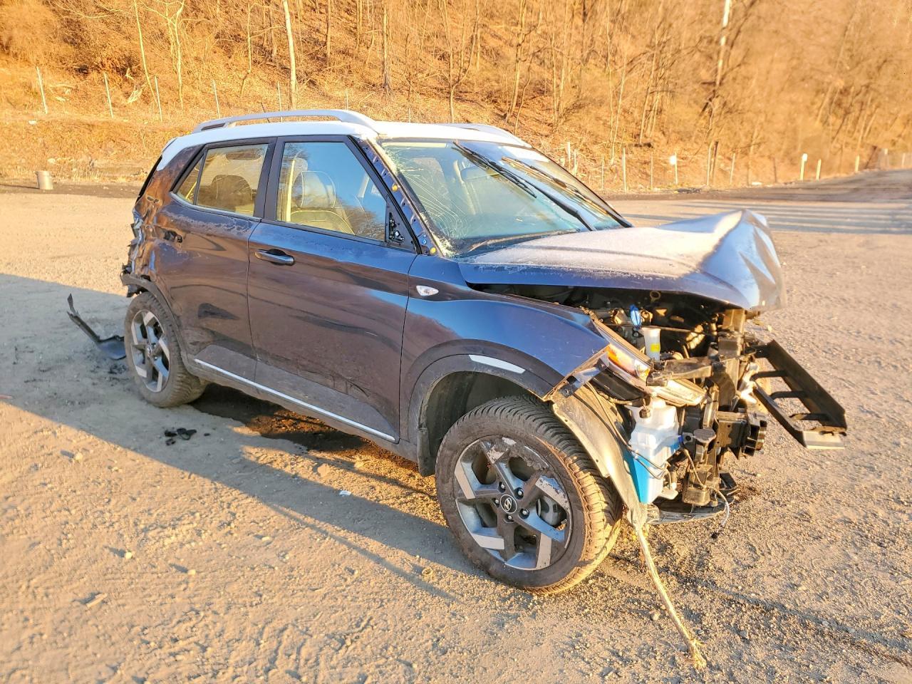 2024 Hyundai Venue Limited - Image 4