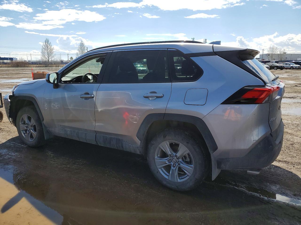 2024 Toyota Rav4 Xle - Фото 2