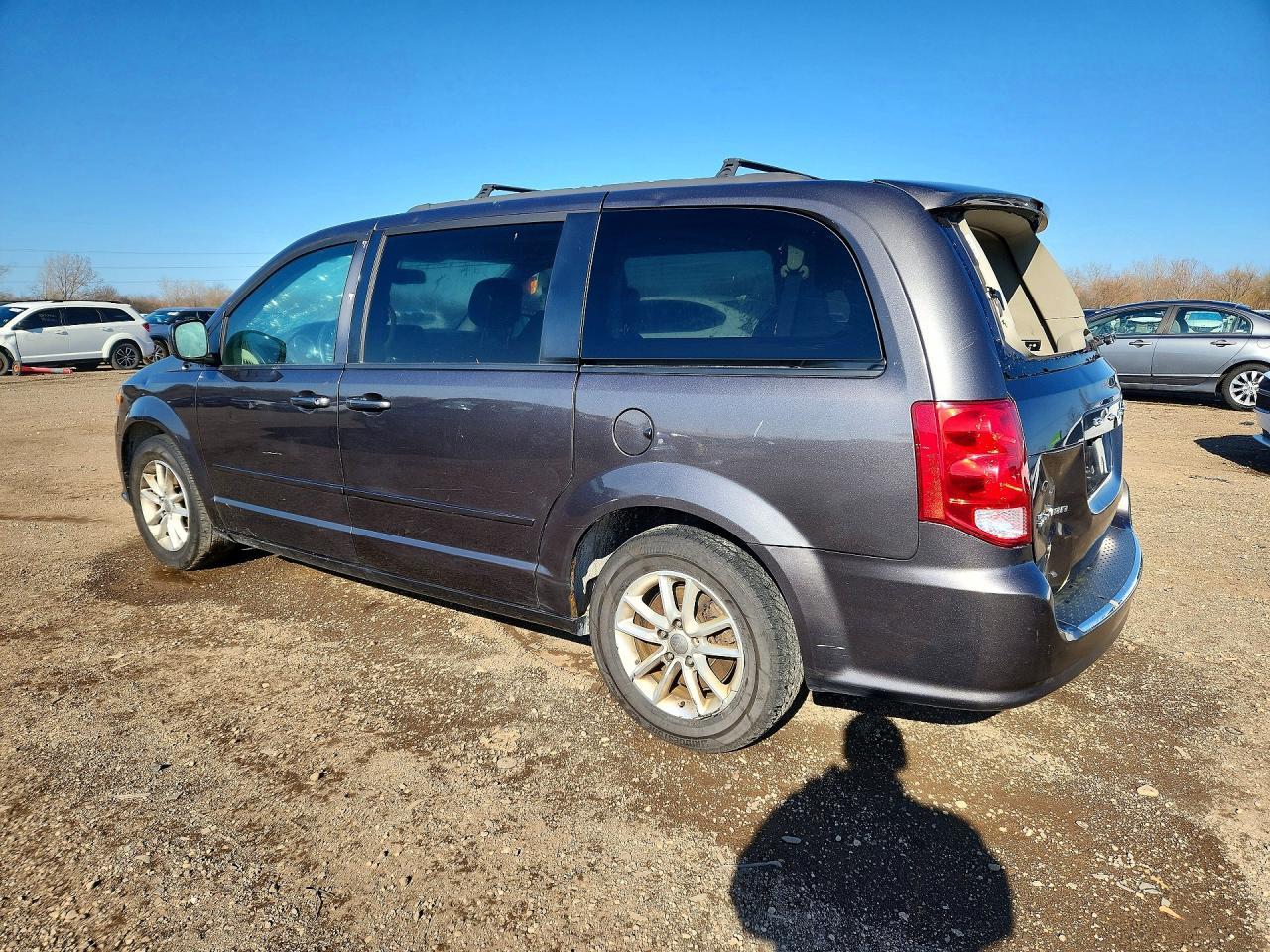 2015 Dodge Grand Caravan Sxt - Image 2