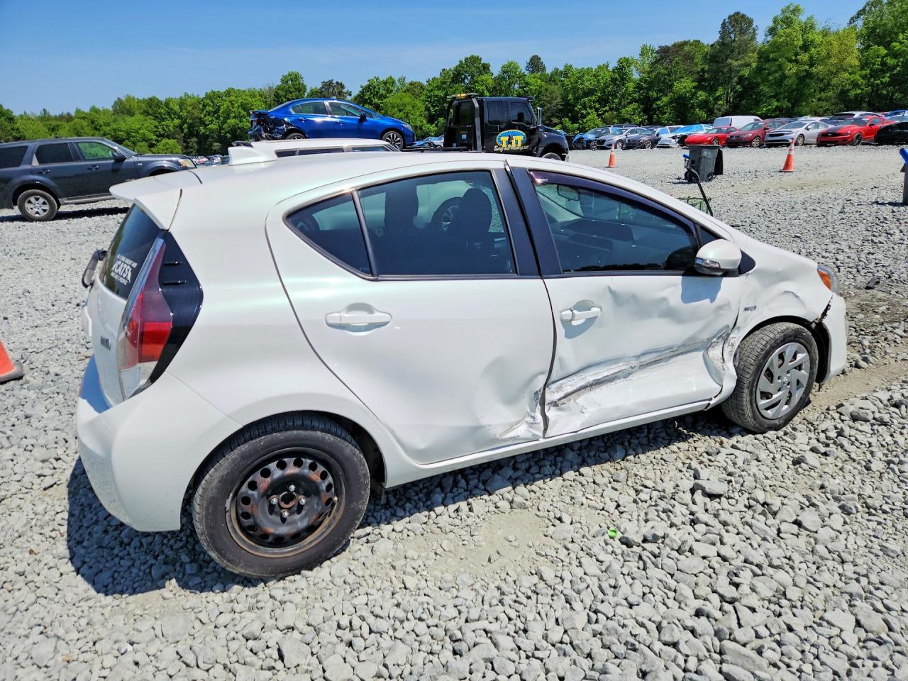 2015 Toyota Prius C Two - Image 3