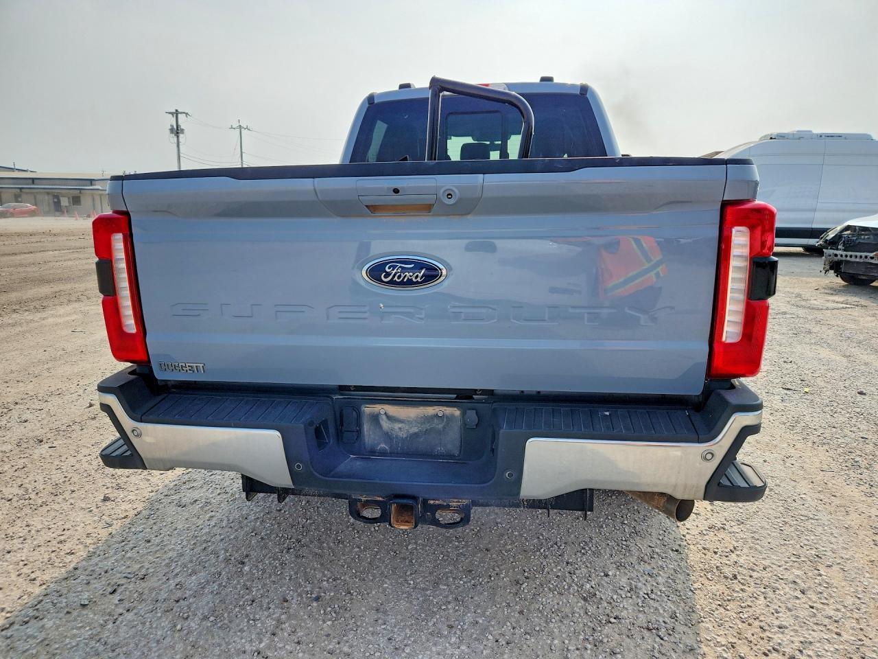 2024 Ford F250 Super Duty - Фото 6