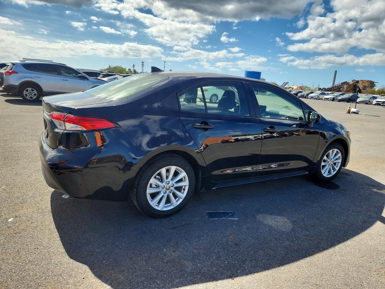 2026 Toyota Corolla Le - Фото 3
