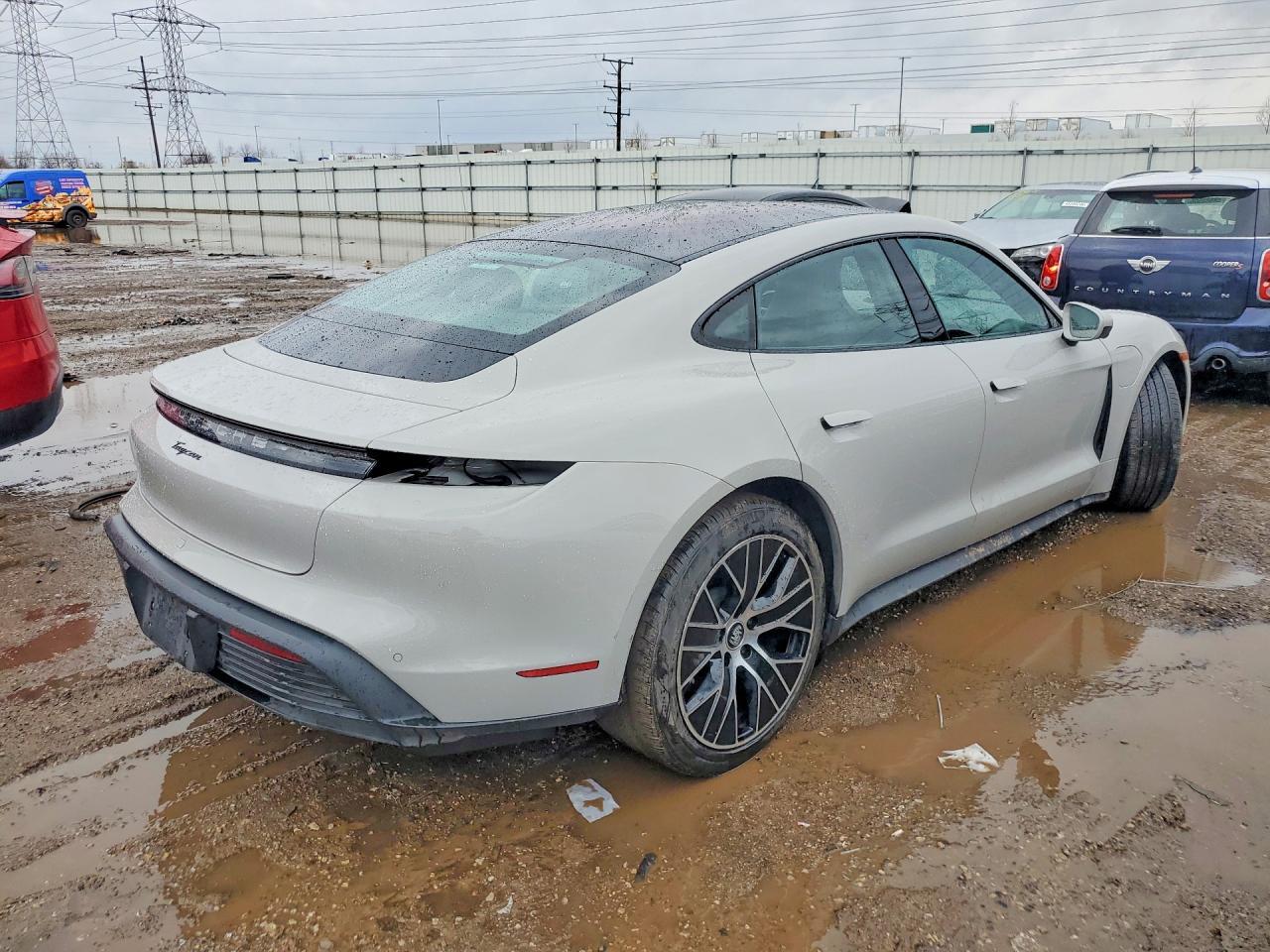 2023 Porsche Taycan - Image 3