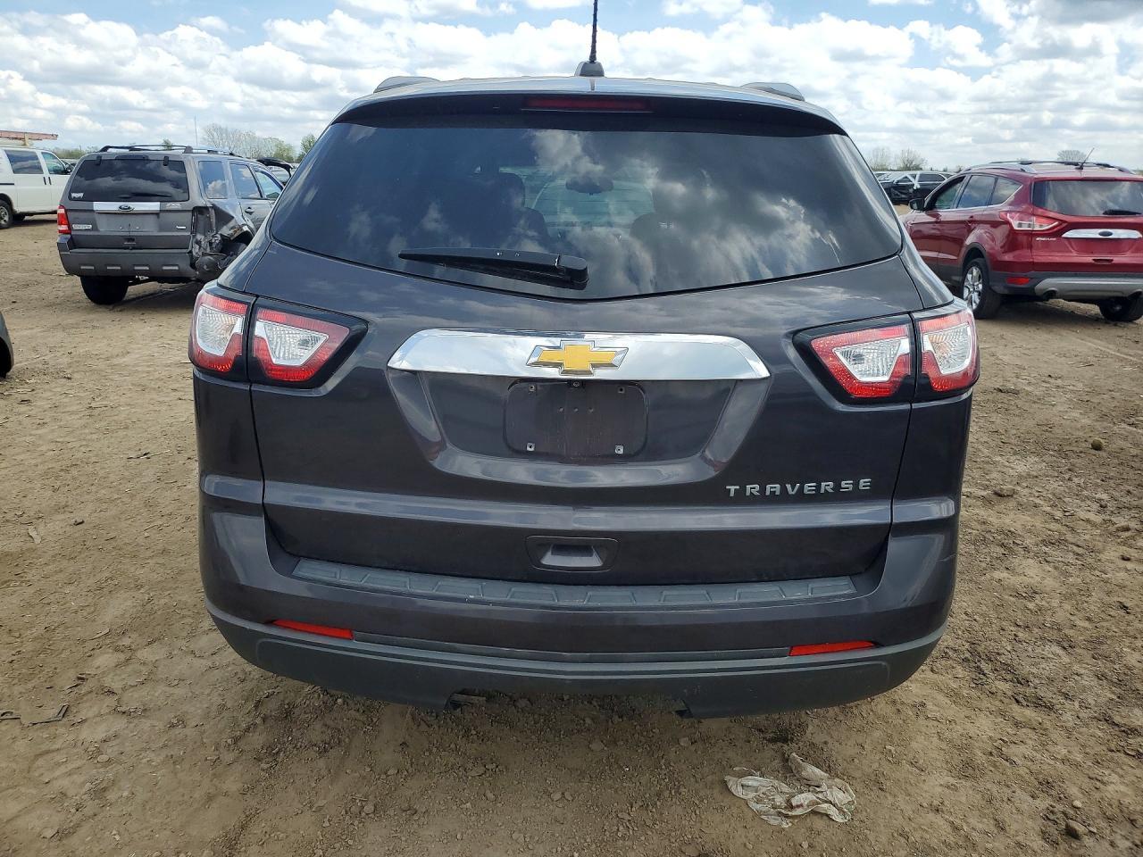 2017 Chevrolet Traverse Ls - Фото 6