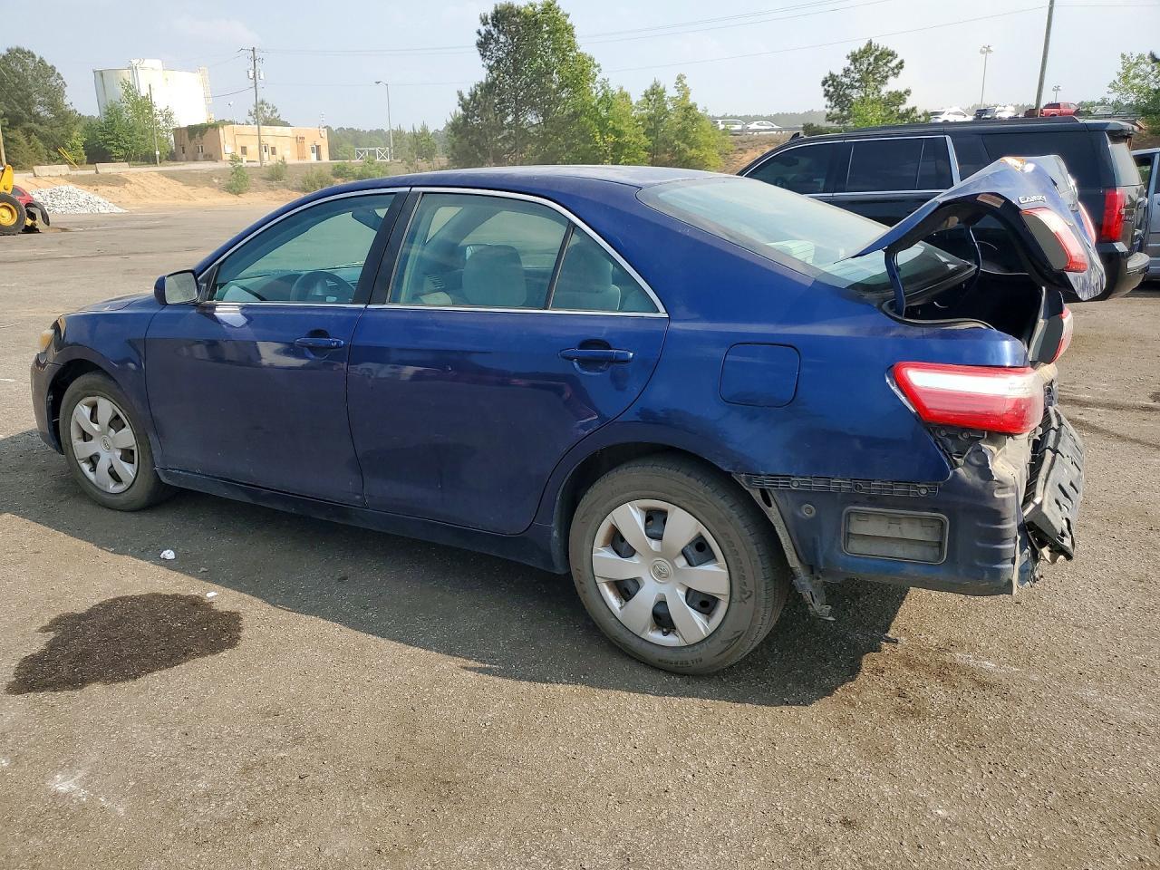 2009 Toyota Camry Base - Фото 2