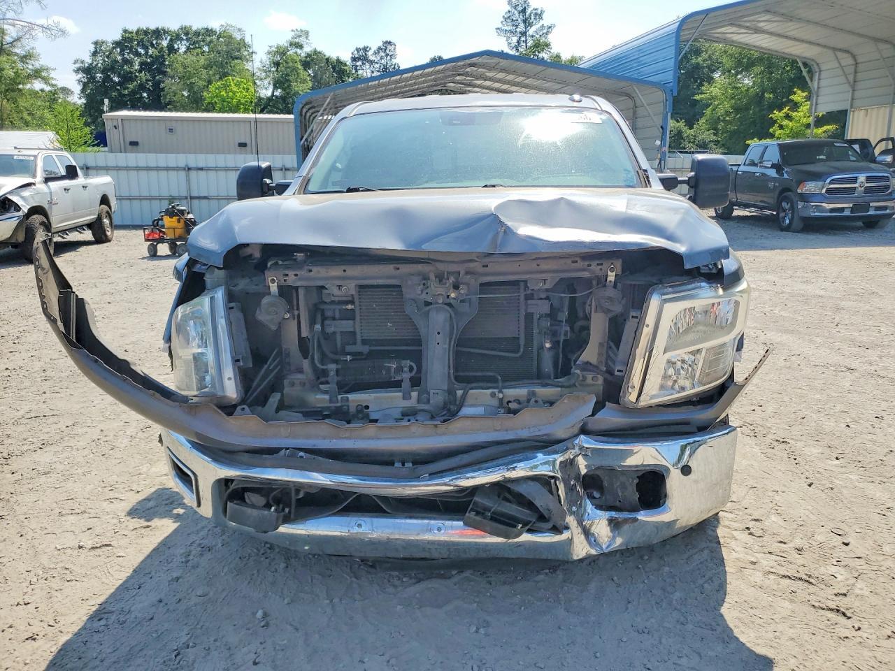 2017 Nissan Titan Sv - Фото 5