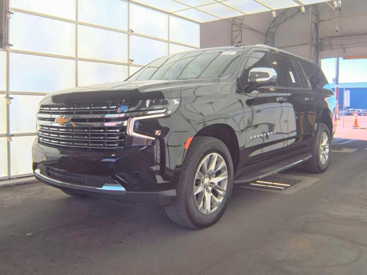 2023 Chevrolet Suburban K1500 Premier - Image 2
