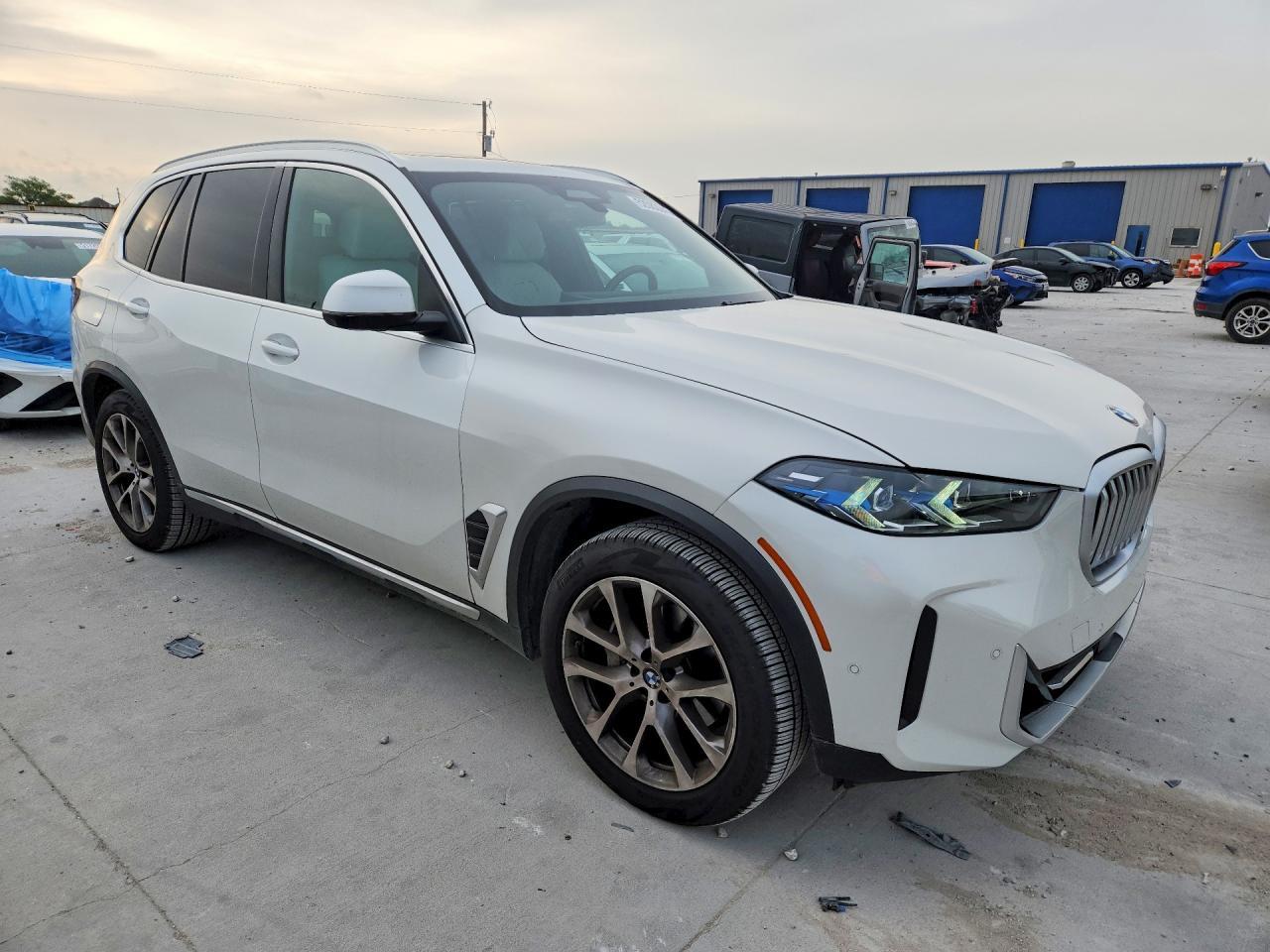 2025 BMW X5 xDrive40I - Фото 4